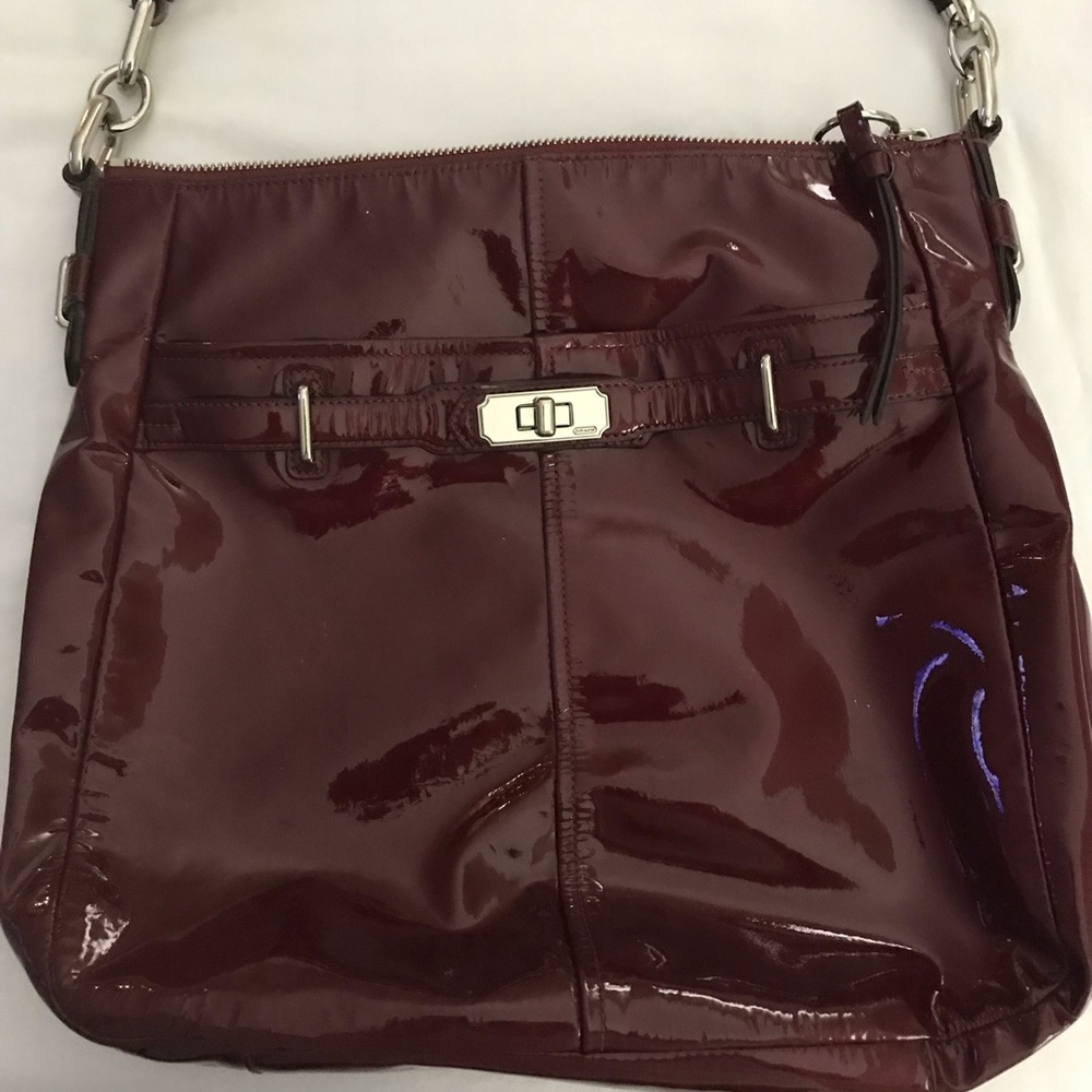 COACH BAG- Pre-loved burgundy coach bag.